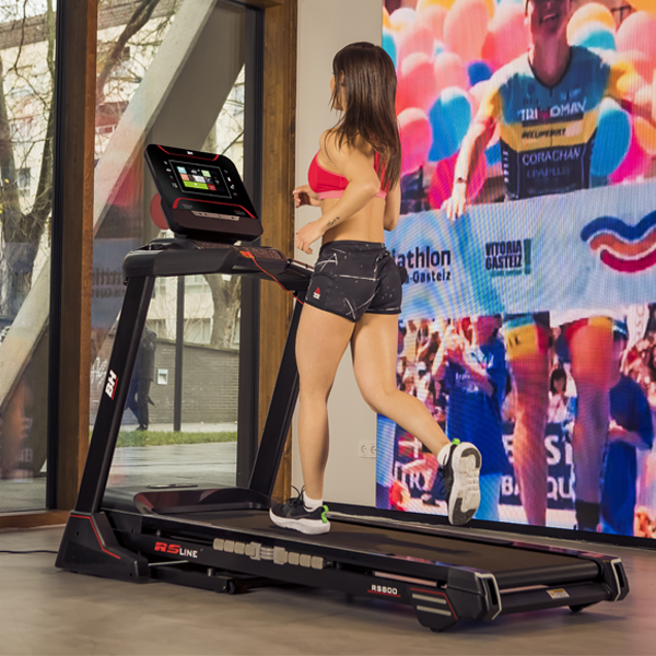 BH RS800 Multimedia Treadmill G6176TFT
                                    image number 8